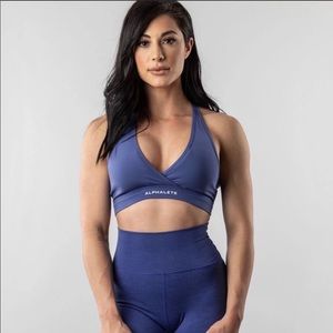Alphalete surface sports bra 😻